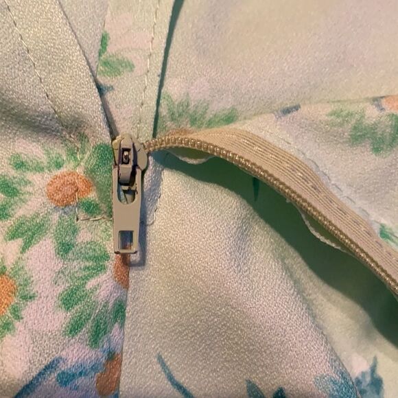 Vintage 70s 60s mint green floral short summer dress capped sleeves open back - Picture 5 of 9